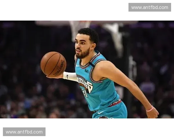 腾讯体育NBA独家分析：球员数据深度解读与赛季前瞻